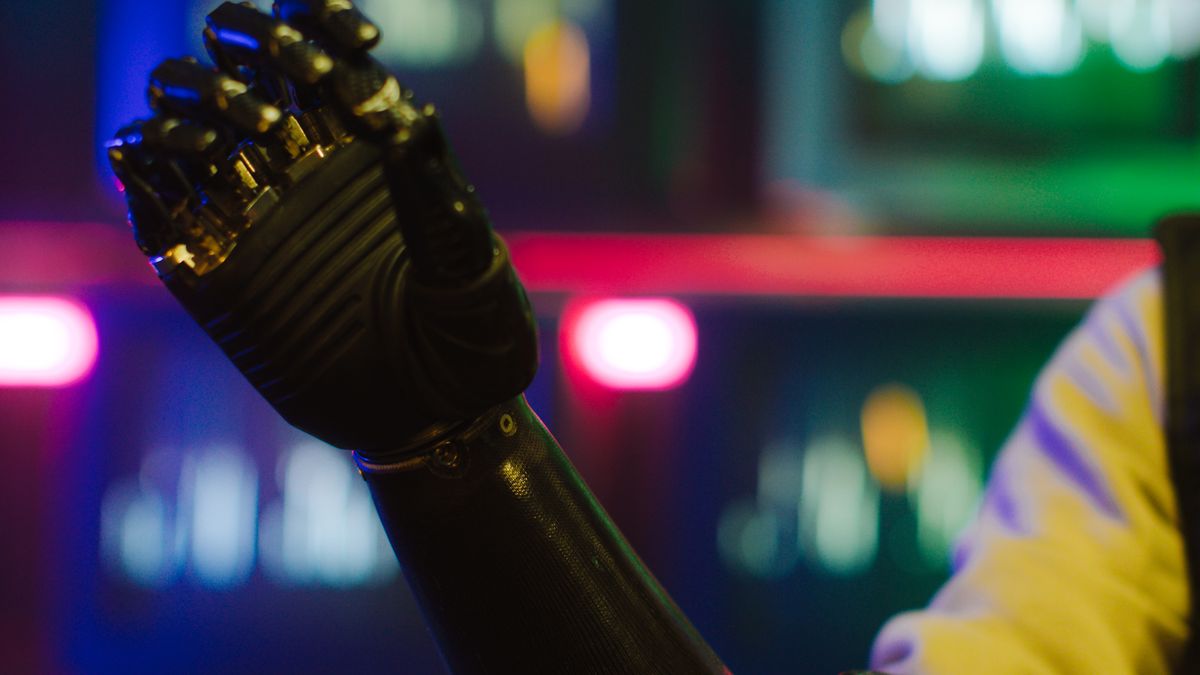ChatGPT 推出全新 IUI 界面；谷歌推出试验性 AI 游戏平台 Playground；苹果